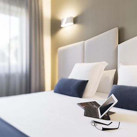 Hotel Boa Vista Viveiro Exteriör bild
